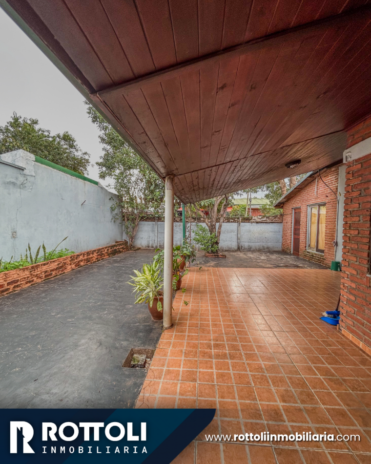 HERMOSA CASA DE 3 DORMITORIOS EN VENTA-POSADAS MISIONES